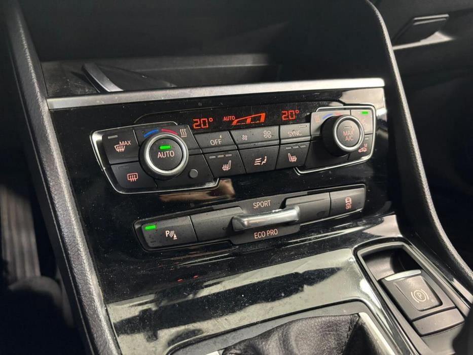 BMW 218 2017