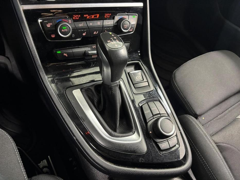 BMW 218 2017