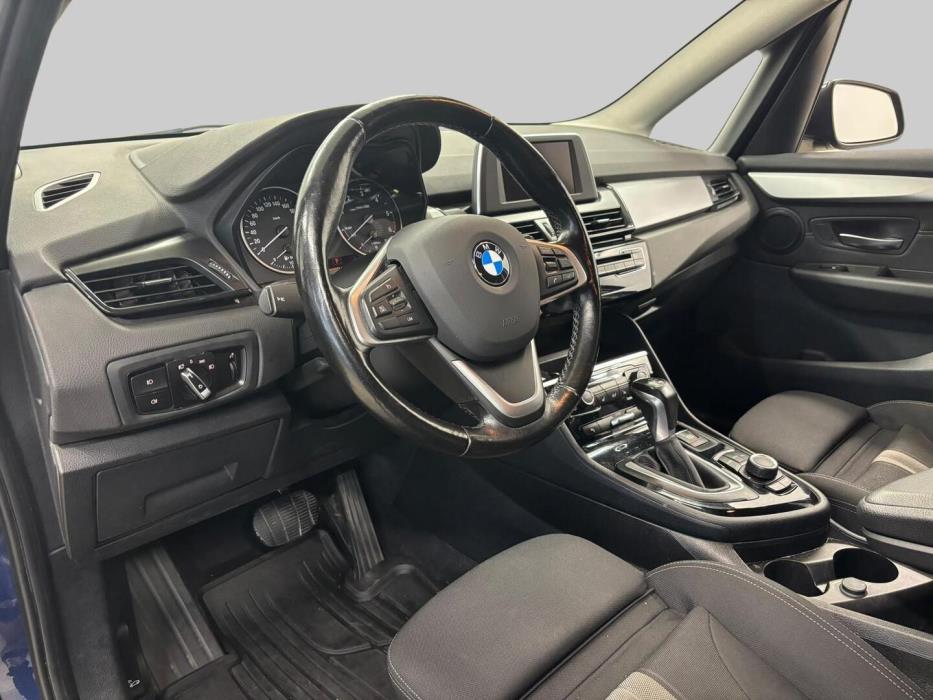 BMW 218 2017