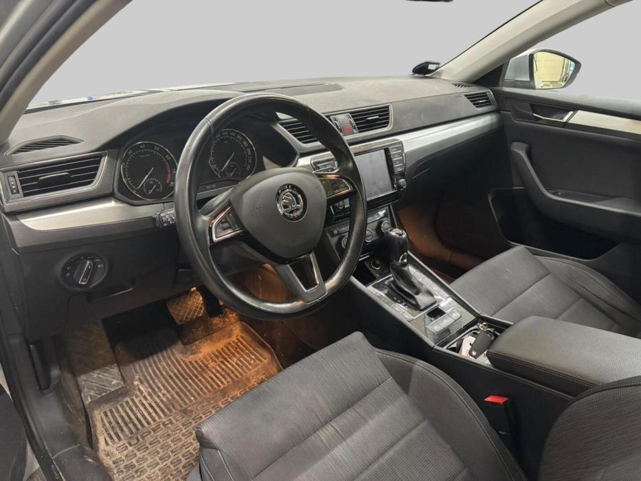SKODA Superb 2018
