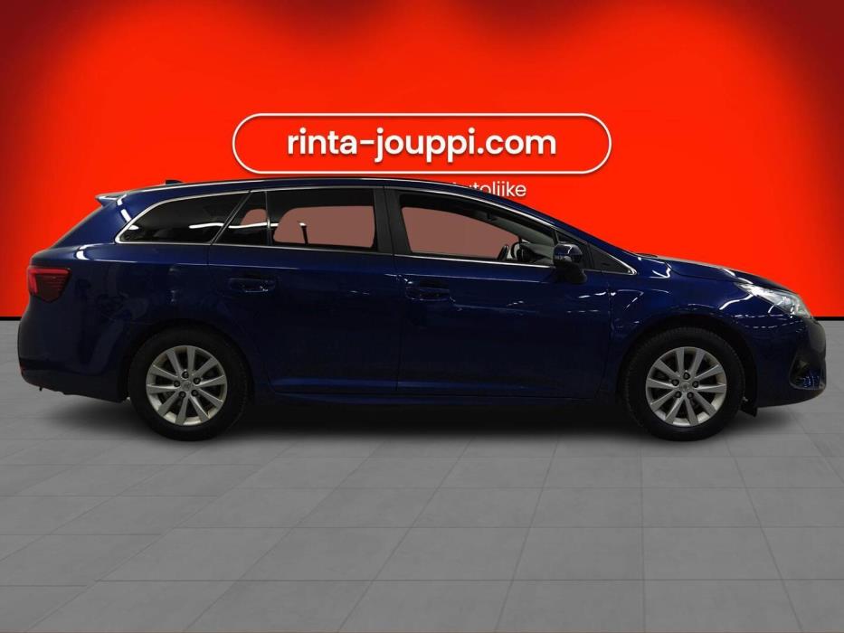 TOYOTA AVENSIS 2018