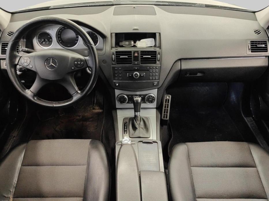 MERCEDES-BENZ C 2009
