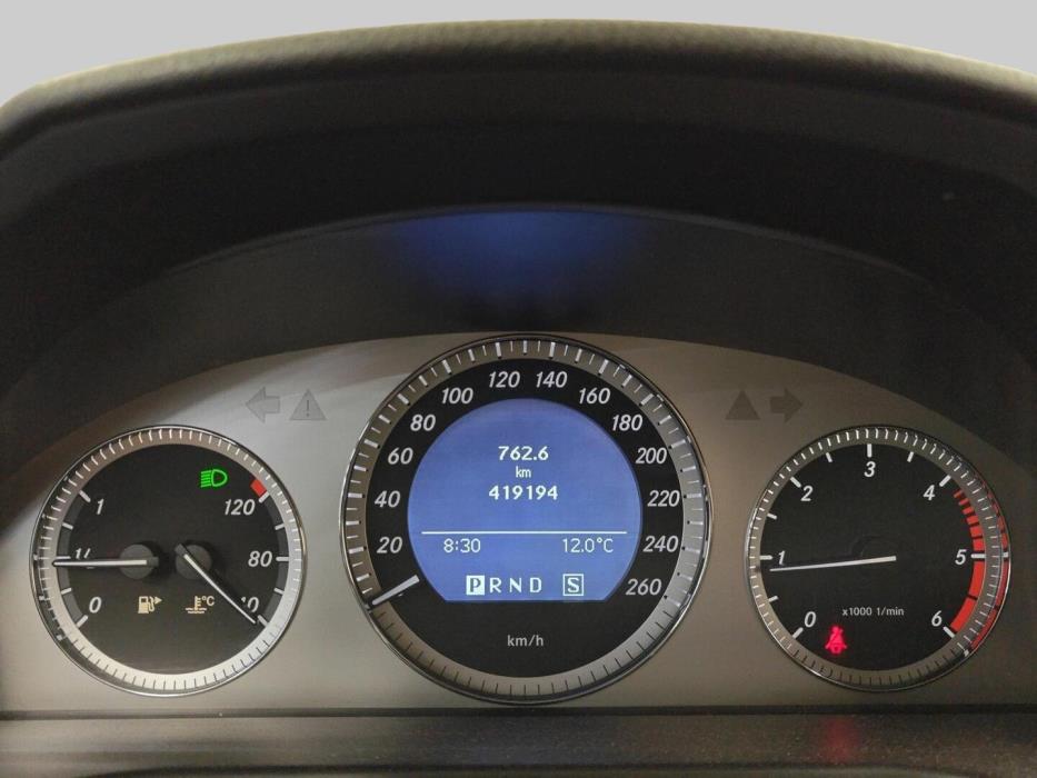 MERCEDES-BENZ C 2009