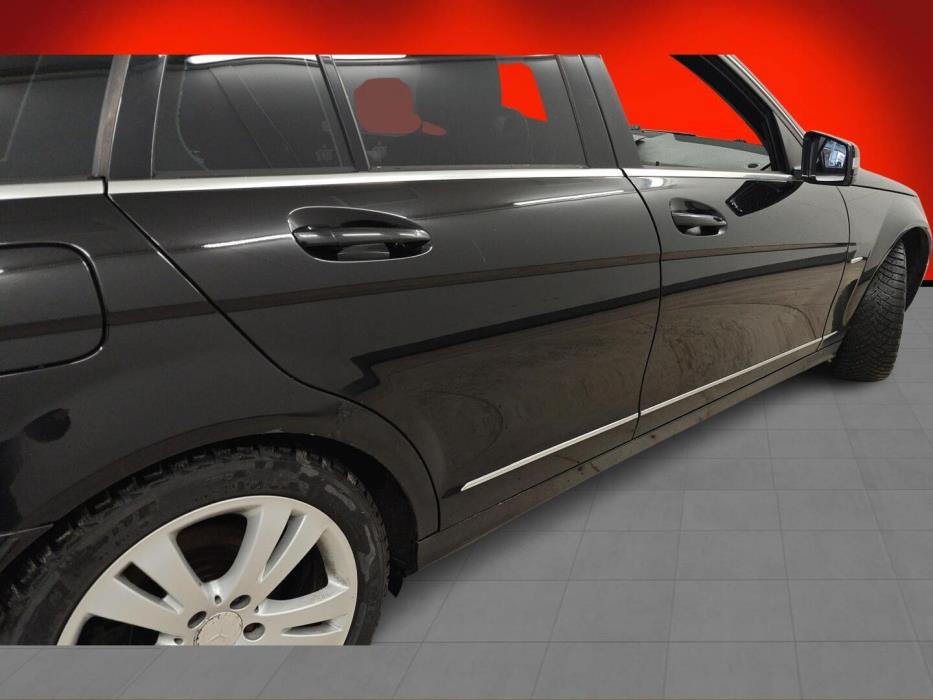 MERCEDES-BENZ C 2009