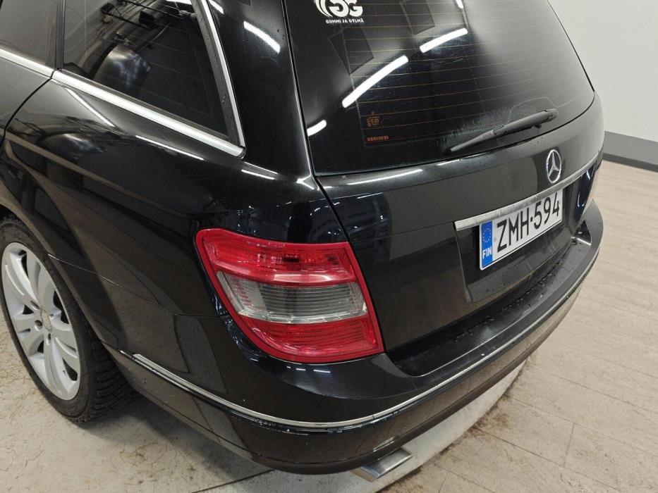 MERCEDES-BENZ C 2009