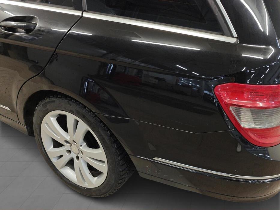 MERCEDES-BENZ C 2009