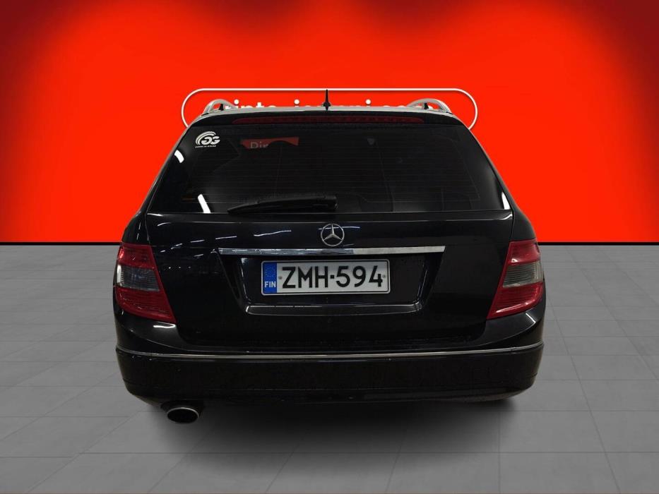 MERCEDES-BENZ C 2009