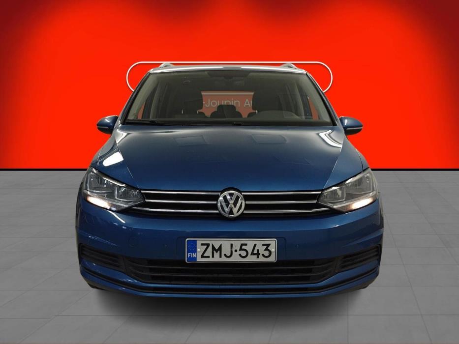 VOLKSWAGEN Touran 2018