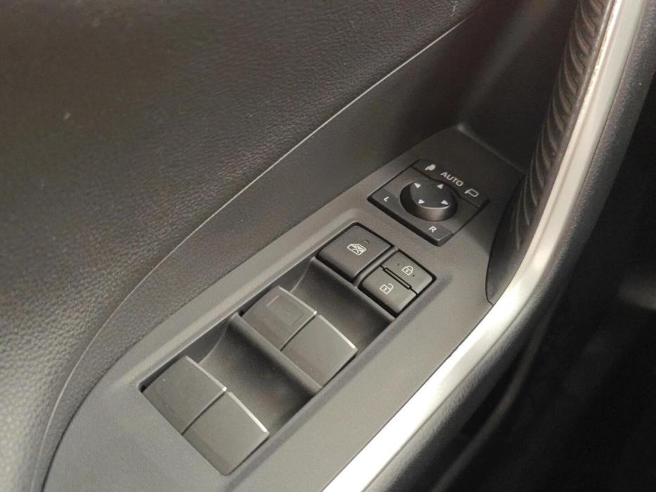 TOYOTA RAV4 2019