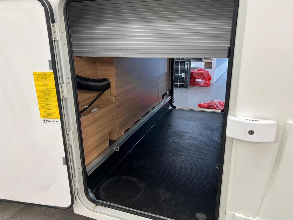 ADRIA MATRIX M 670 SC 2020