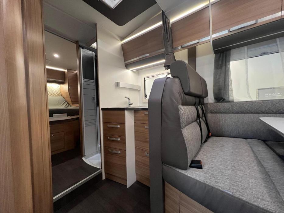 ADRIA MATRIX M 670 SC 2020
