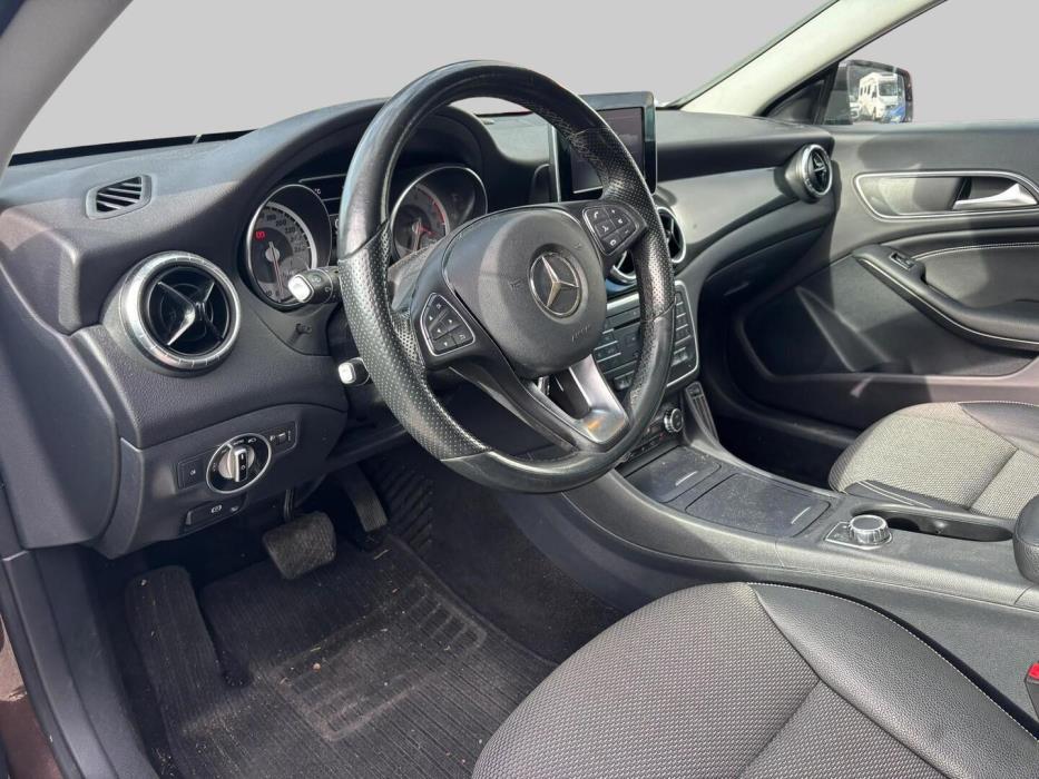 MERCEDES-BENZ CLA 2015
