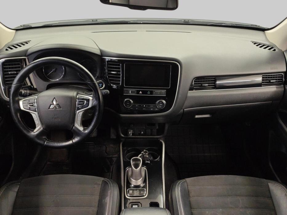 MITSUBISHI Outlander PHEV 2019