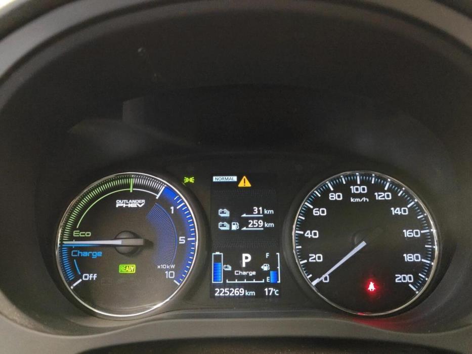 MITSUBISHI Outlander PHEV 2019