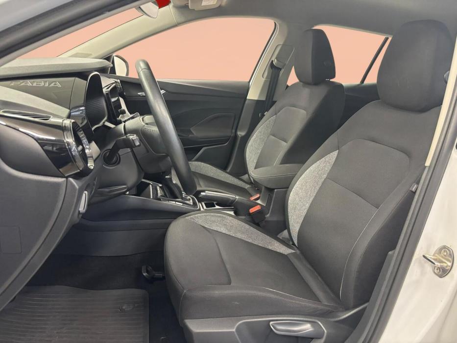 SKODA FABIA 2025