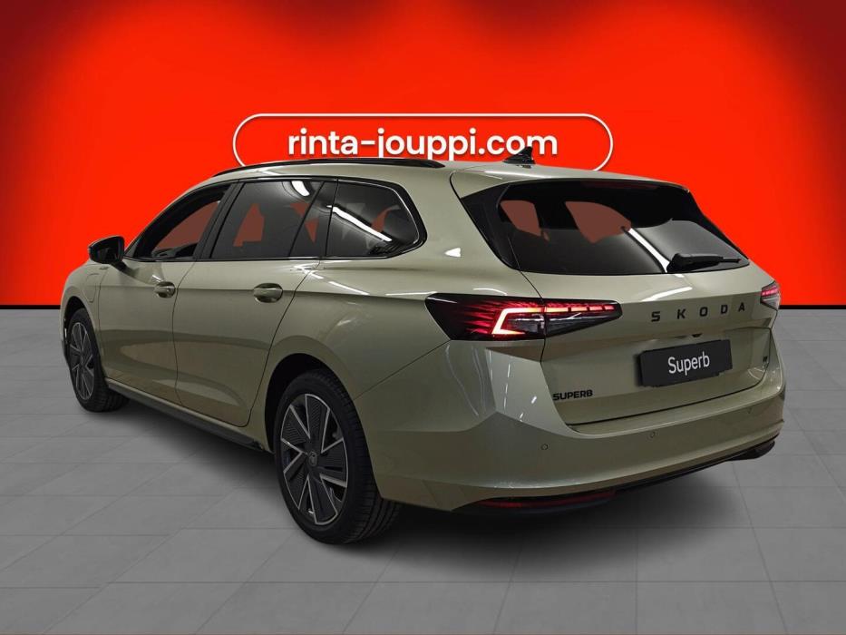 SKODA Superb 2026