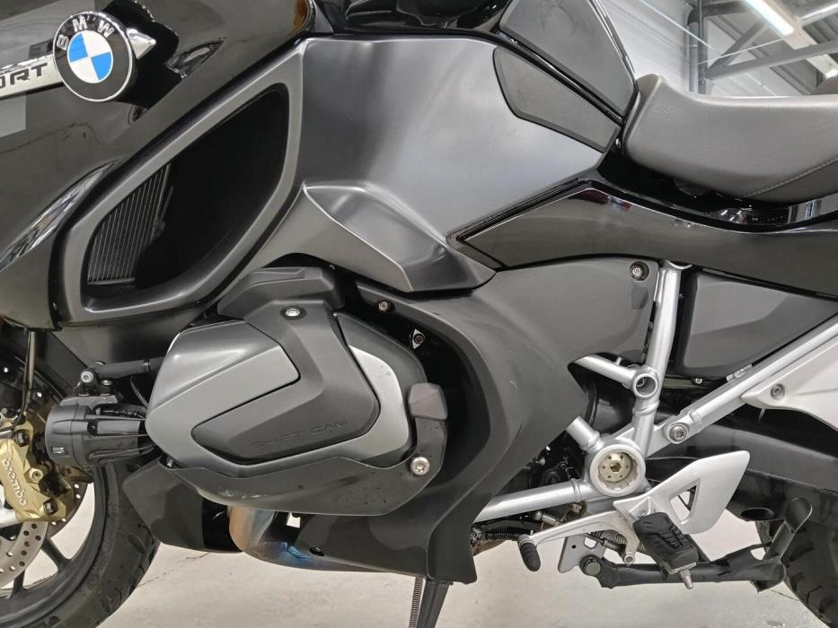 BMW R 2022