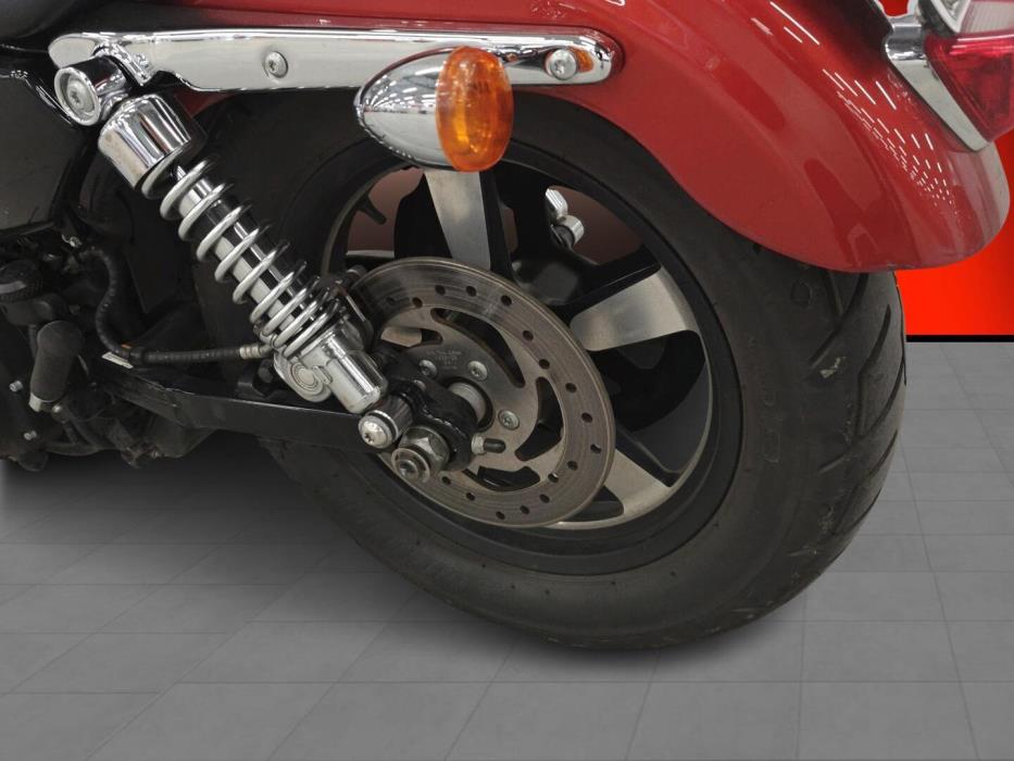 HARLEY-DAVIDSON Sportster 2013