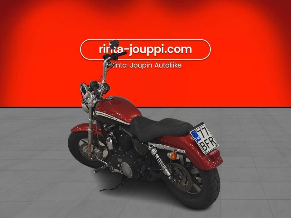 HARLEY-DAVIDSON Sportster 2013