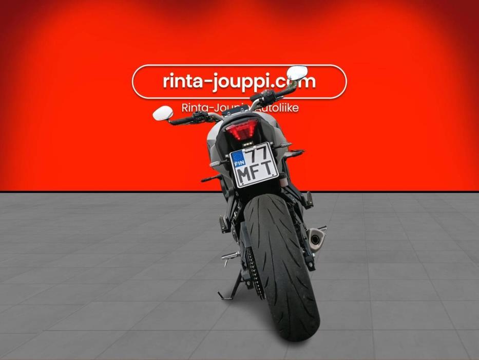 YAMAHA MT-07 2025