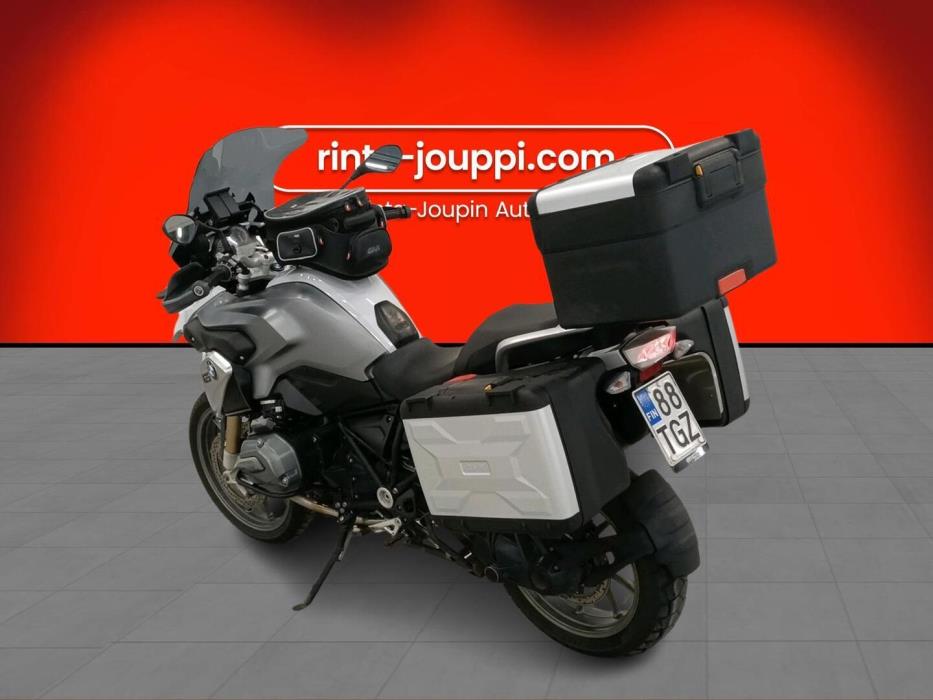 BMW R 2016