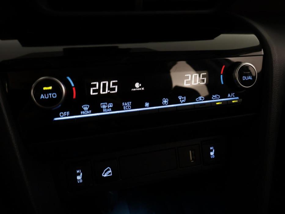TOYOTA Yaris Cross 2023