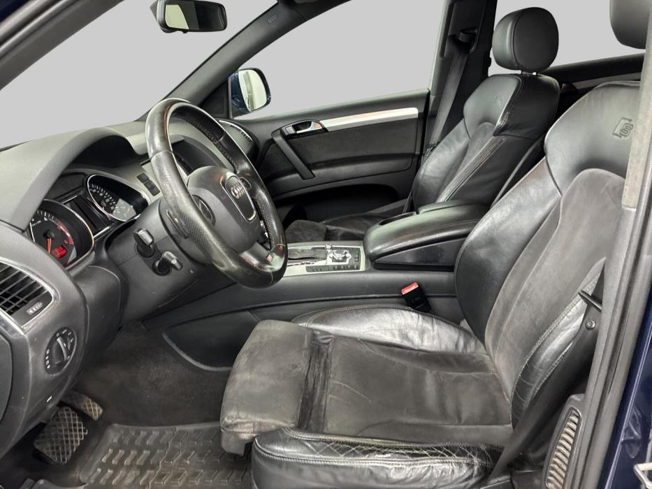 AUDI Q7 2008