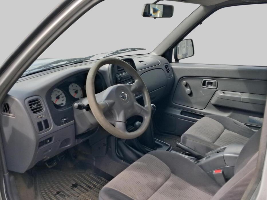 NISSAN KING CAB 2005