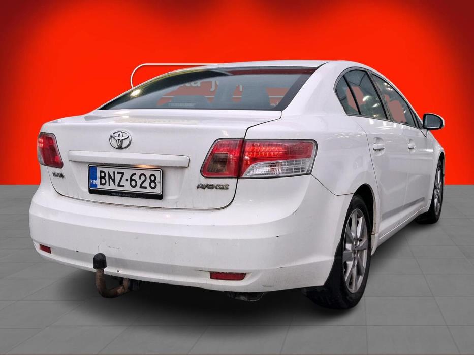 TOYOTA Avensis 2009