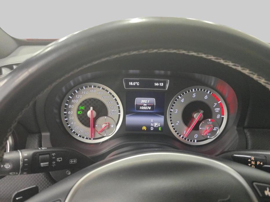 MERCEDES-BENZ A 2015