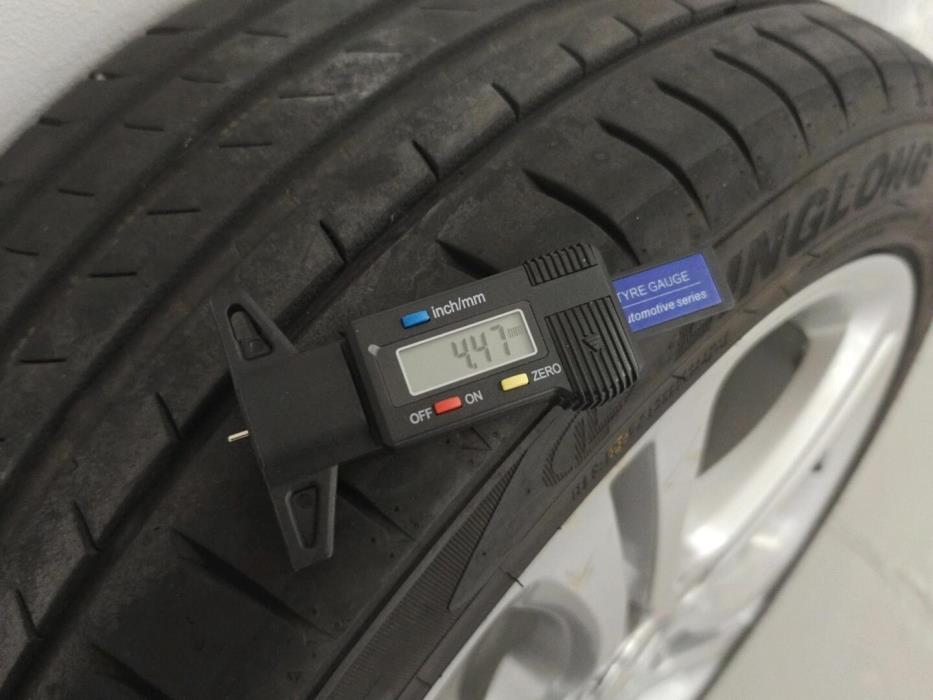 MERCEDES-BENZ A 2015