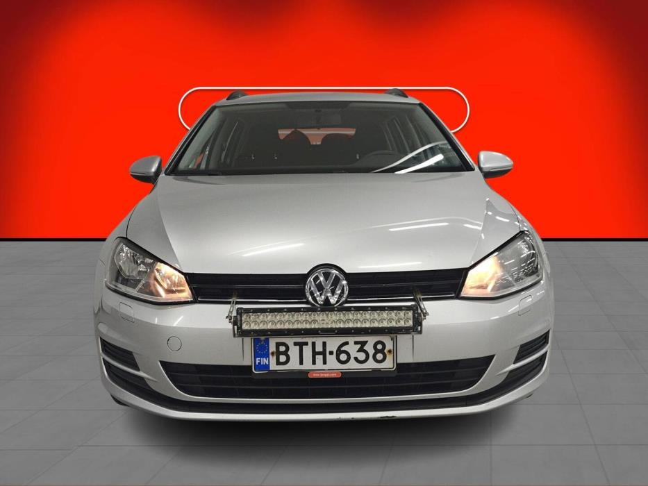 VOLKSWAGEN Golf 2015