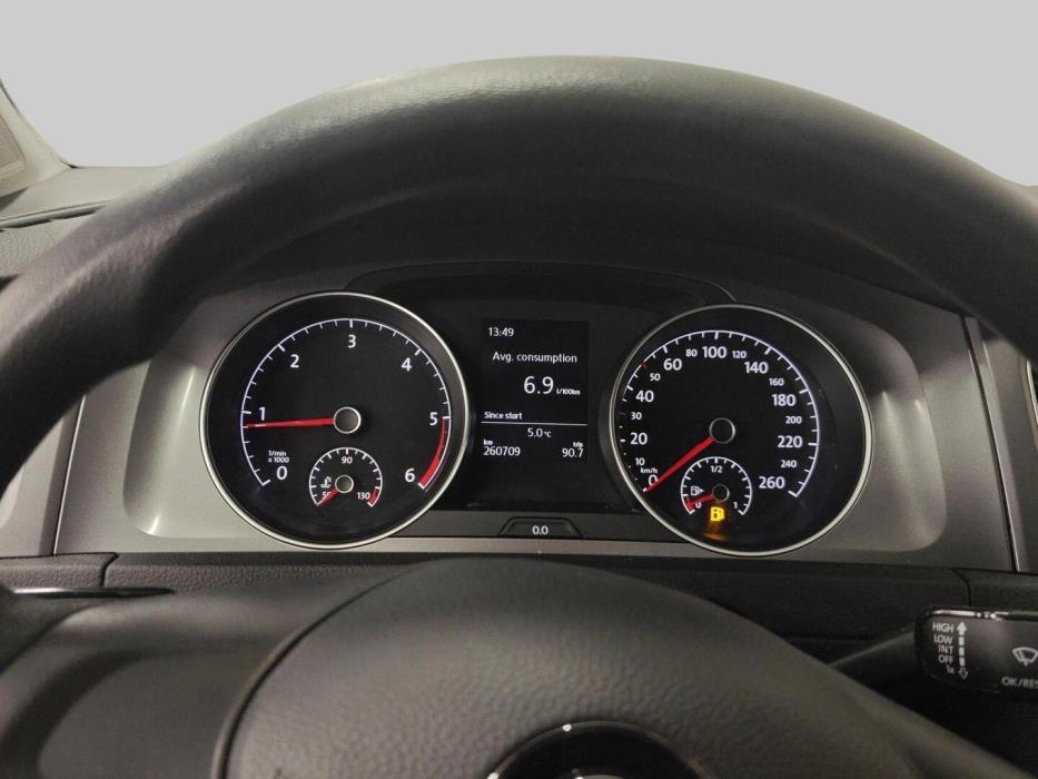 VOLKSWAGEN Golf 2015