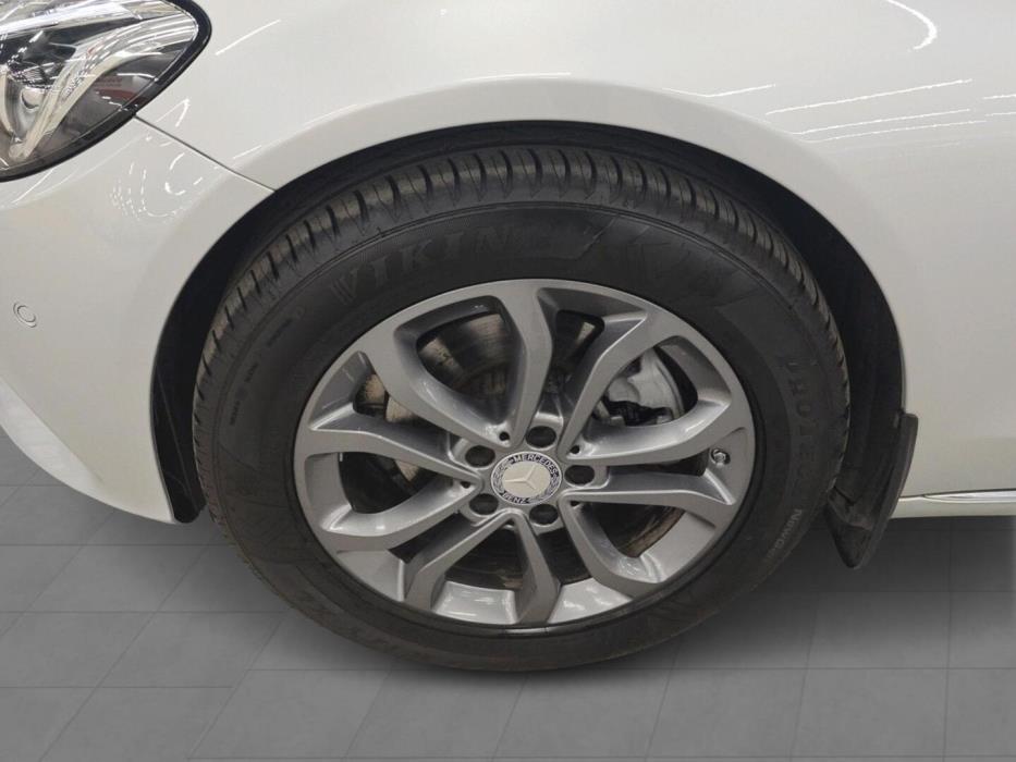 MERCEDES-BENZ C 2016