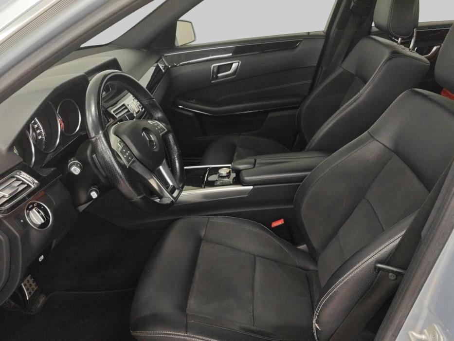 MERCEDES-BENZ E 2013