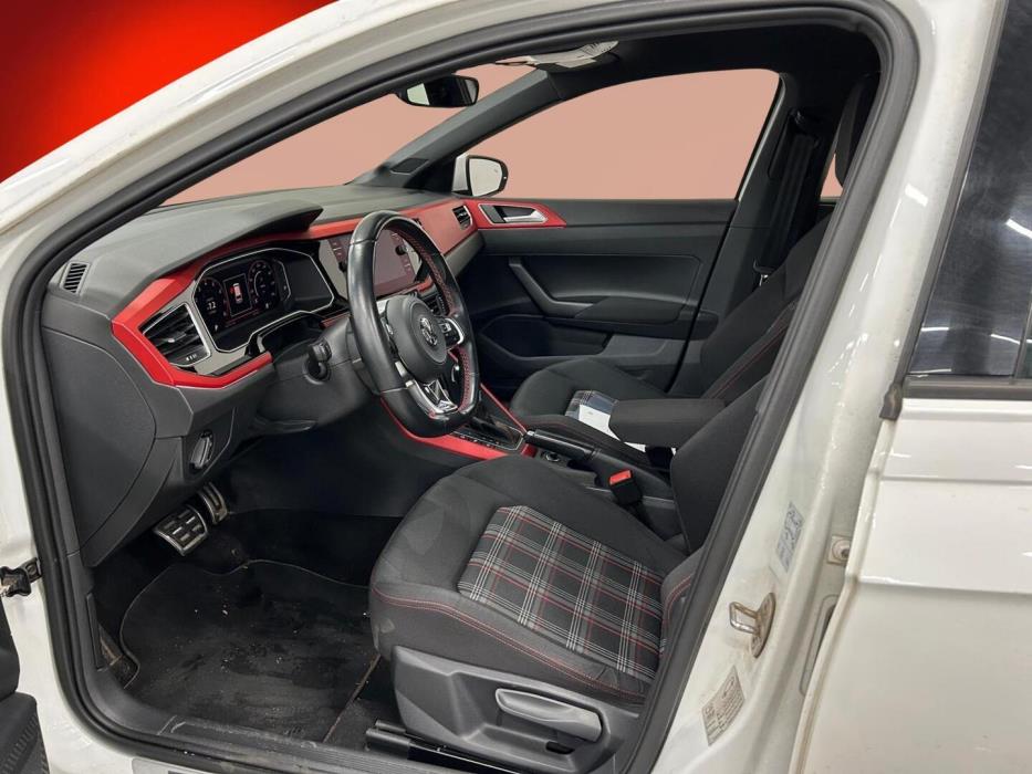 VOLKSWAGEN Polo 2019
