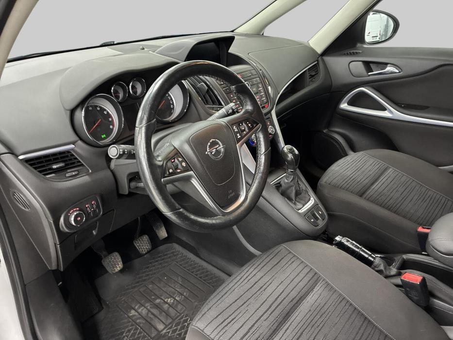 OPEL Zafira Tourer 2014