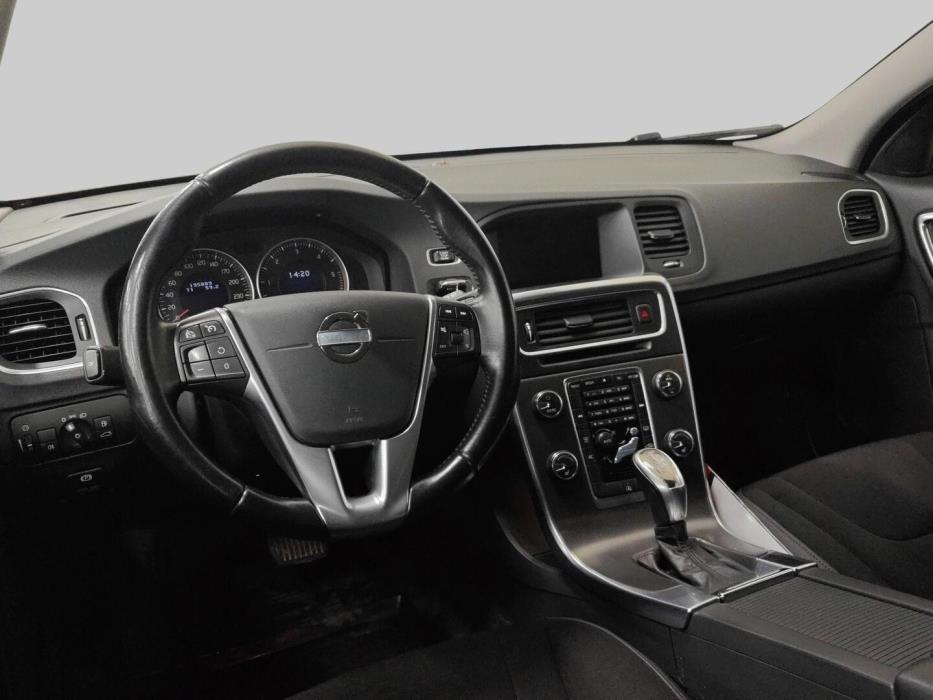 VOLVO V60 2013
