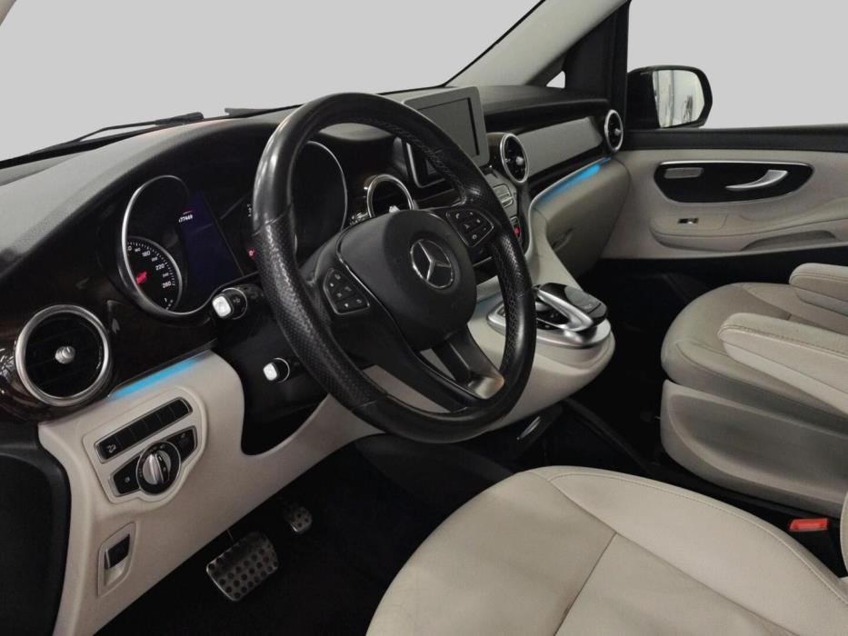 MERCEDES-BENZ V 2019