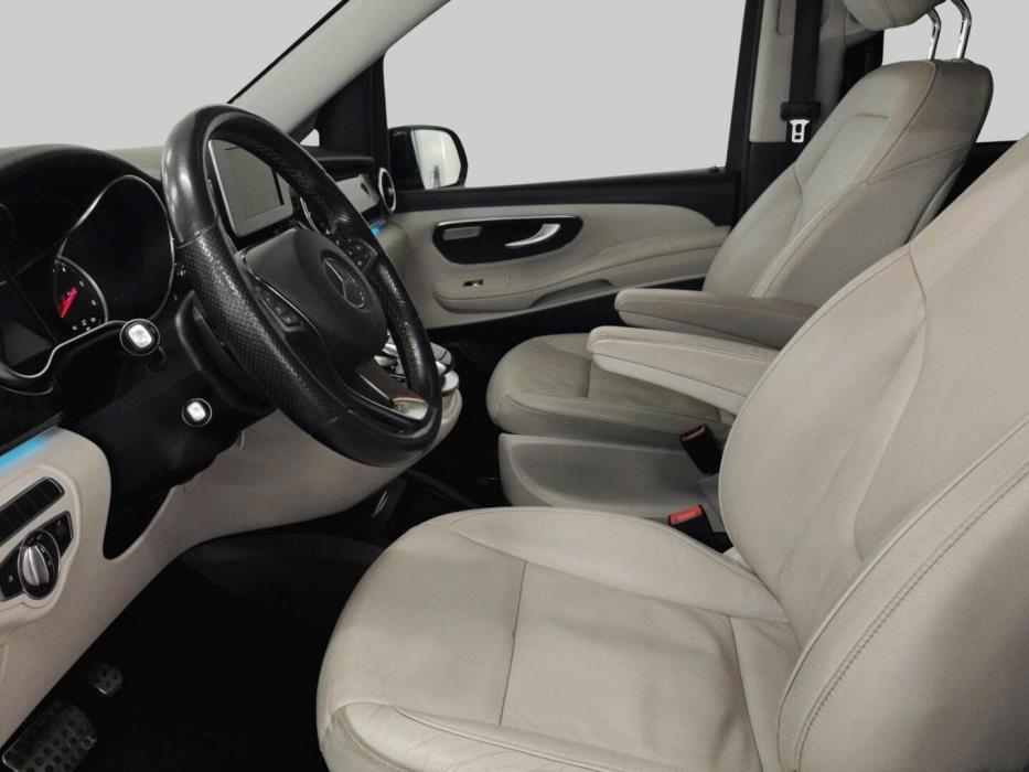 MERCEDES-BENZ V 2019