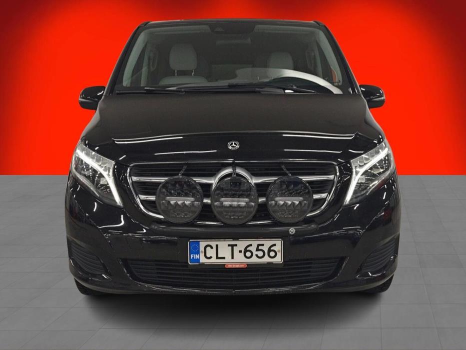 MERCEDES-BENZ V 2019
