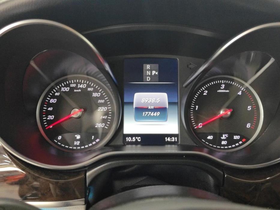 MERCEDES-BENZ V 2019