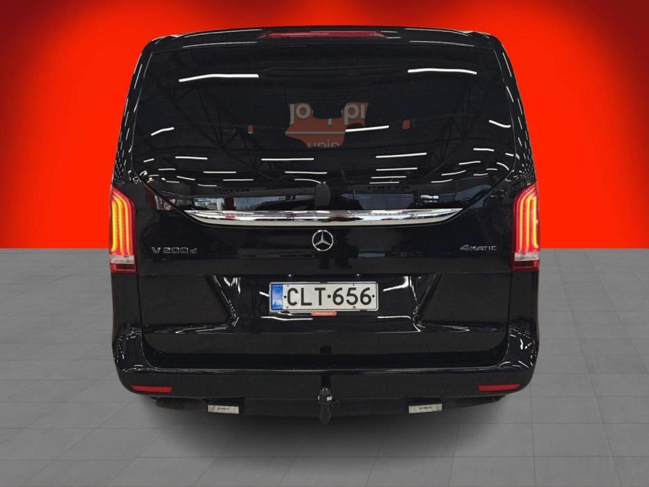 MERCEDES-BENZ V 2019