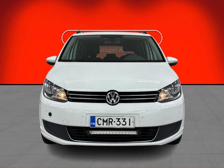 VOLKSWAGEN Touran 2014