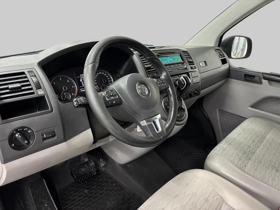 VOLKSWAGEN Transporter 2013
