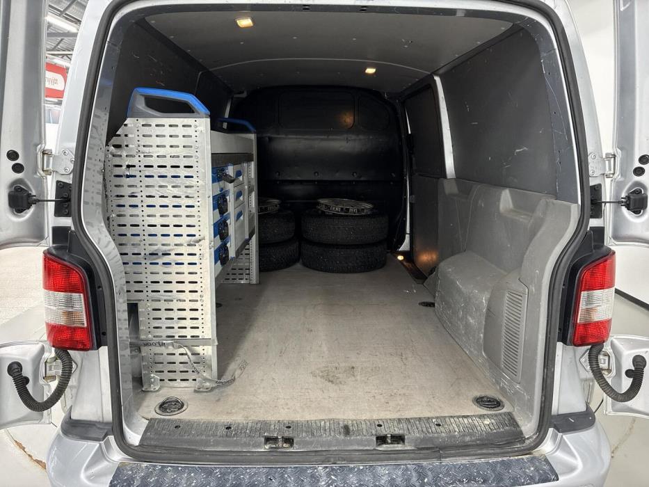 VOLKSWAGEN Transporter 2013