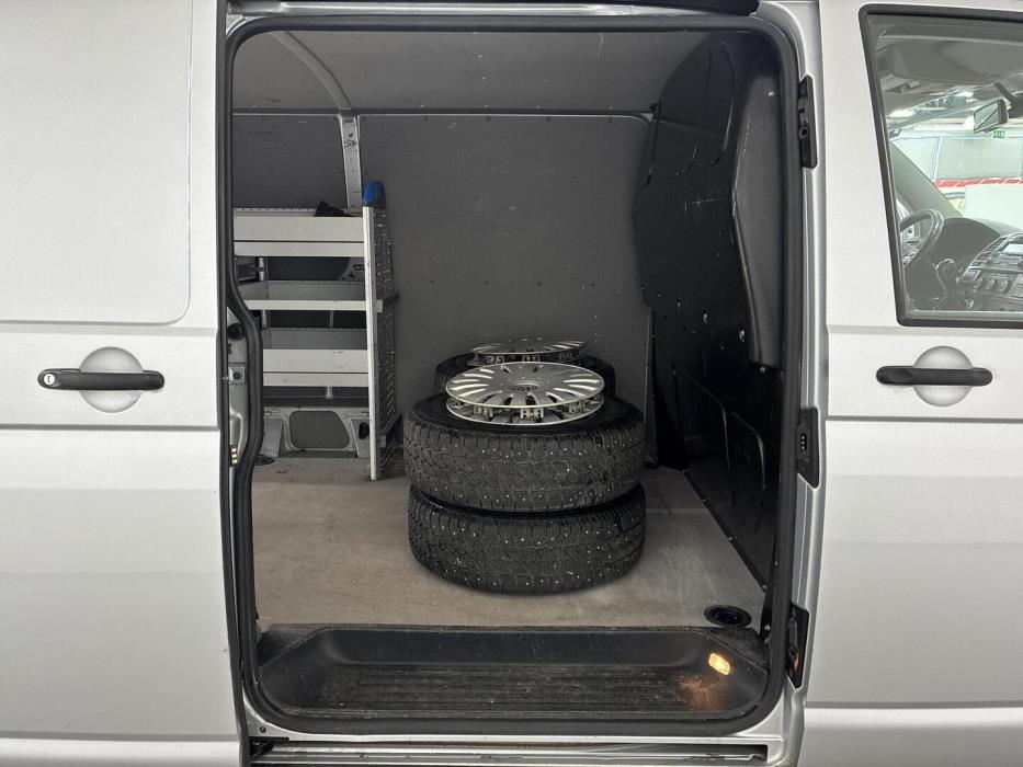 VOLKSWAGEN Transporter 2013