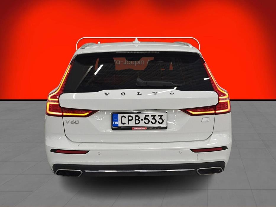 VOLVO V60 2020