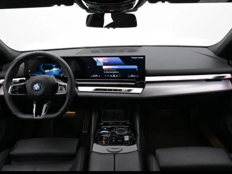 BMW I5 2025
