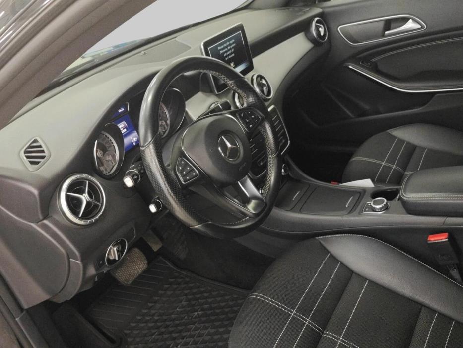 MERCEDES-BENZ CLA 2015